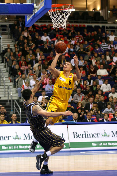 对比赛进行 对比赛进行