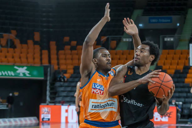 成功压制了 成功压制了